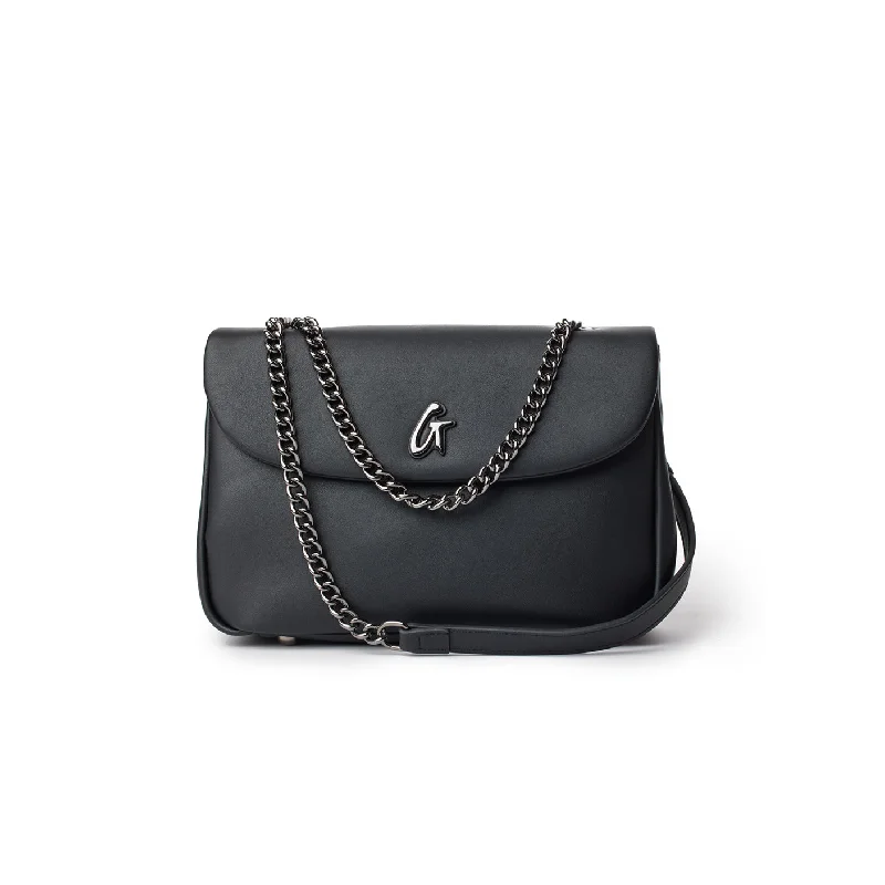 STANDARD MEDIUM CLASSIC FLAP BAG MATTE BLACK