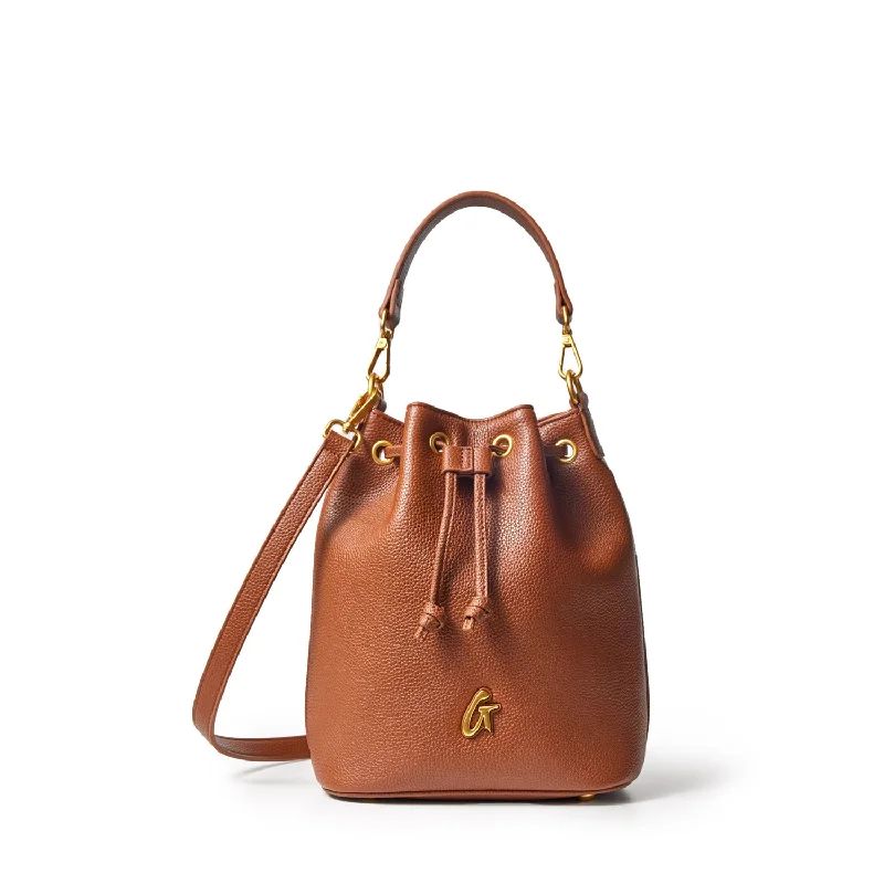 PEBBLE MEDIUM BUCKET BAG BROWN