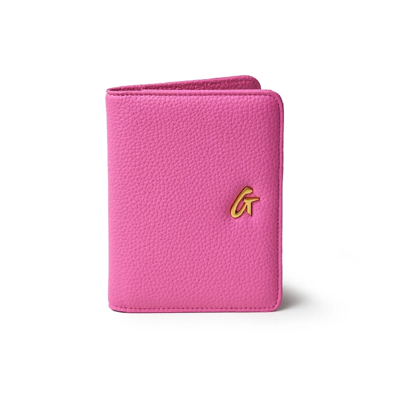 PEBBLE PASSPORT HOLDER HOT PINK